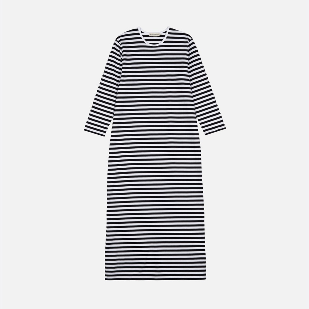 Katju Tasaraita
Nightgown EUC M